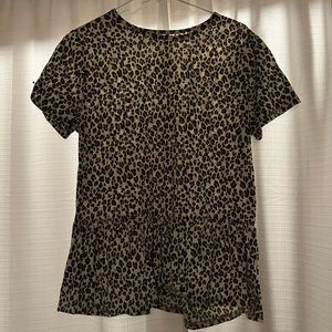 Cheetah ruffled bottomed top